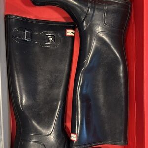 Hunter Gloss Black Tall Rain Boots